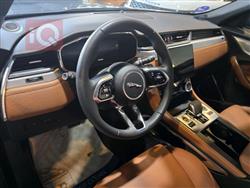 جاگوار F-Pace
